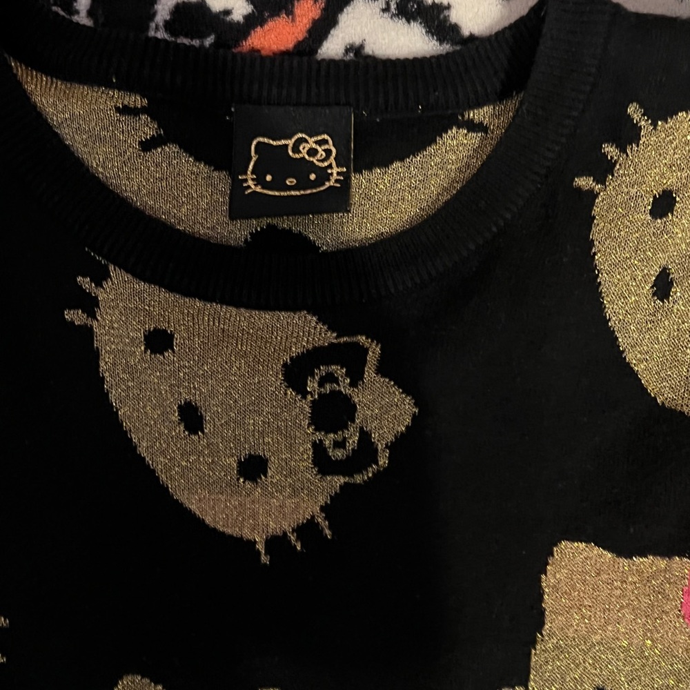 Hello kitty pullover sweater - Picture 4 of 4